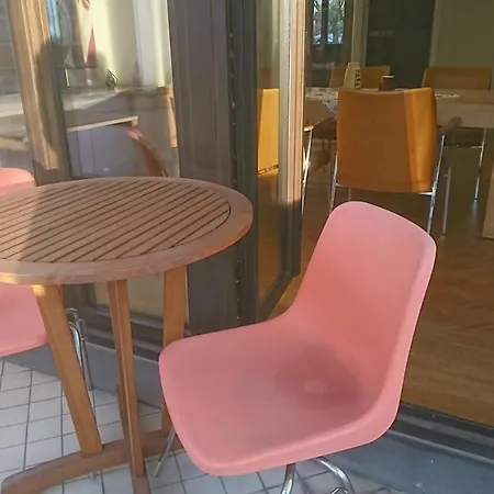 Architekten In Theaternaehe 迈宁根