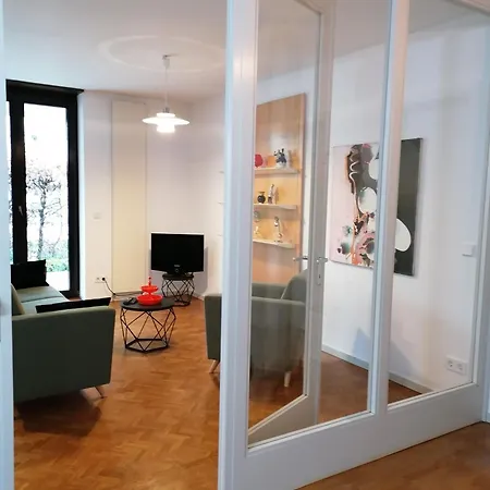 Architekten In Theaternaehe 迈宁根