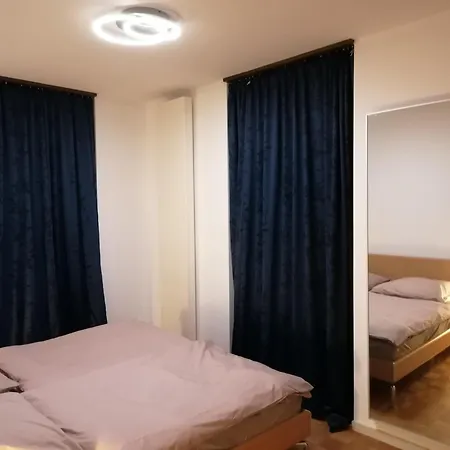 Architekten In Theaternaehe * 迈宁根